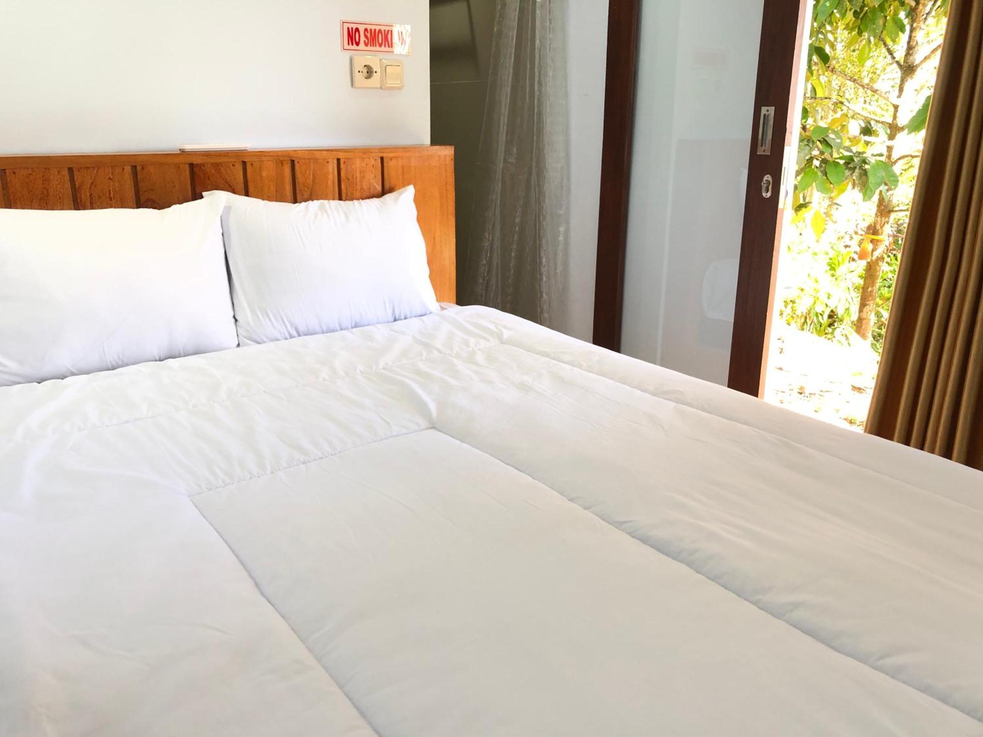Sedana Yoga Resort Jembrana Extérieur photo